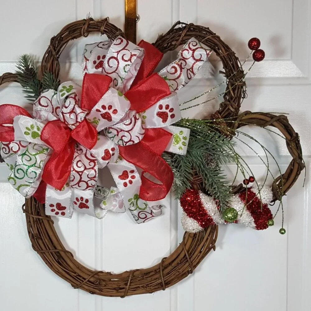 Holiday Dog Wreath, Holiday Dog Paw‎ Wreath, Christmas Grapevine Dog Wreath